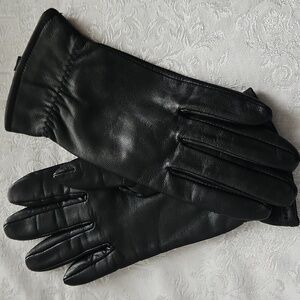 Leather Gloves, Size 8.